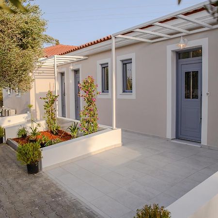 Dionisos Suites Lixouri Zewnętrze zdjęcie
