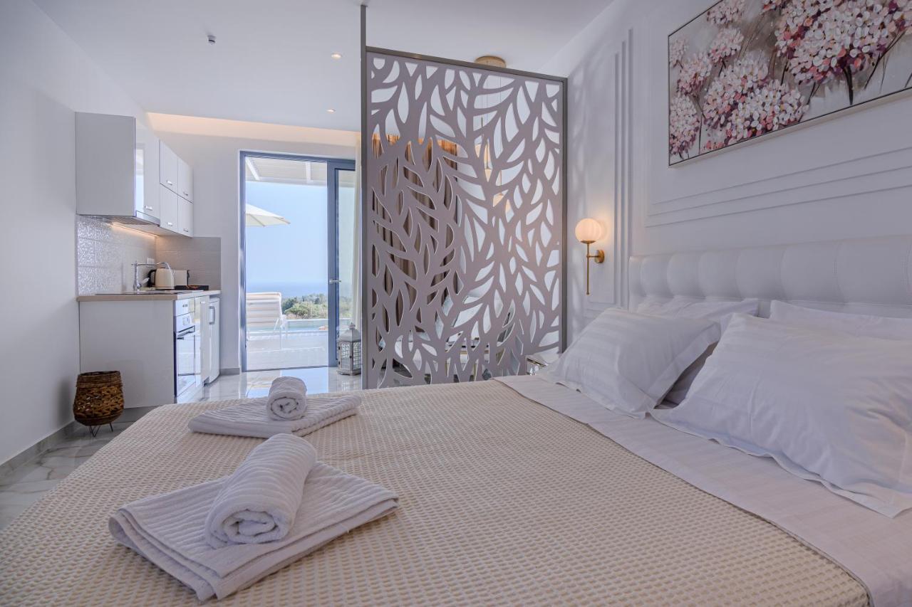 Dionisos Suites Lixouri Zewnętrze zdjęcie