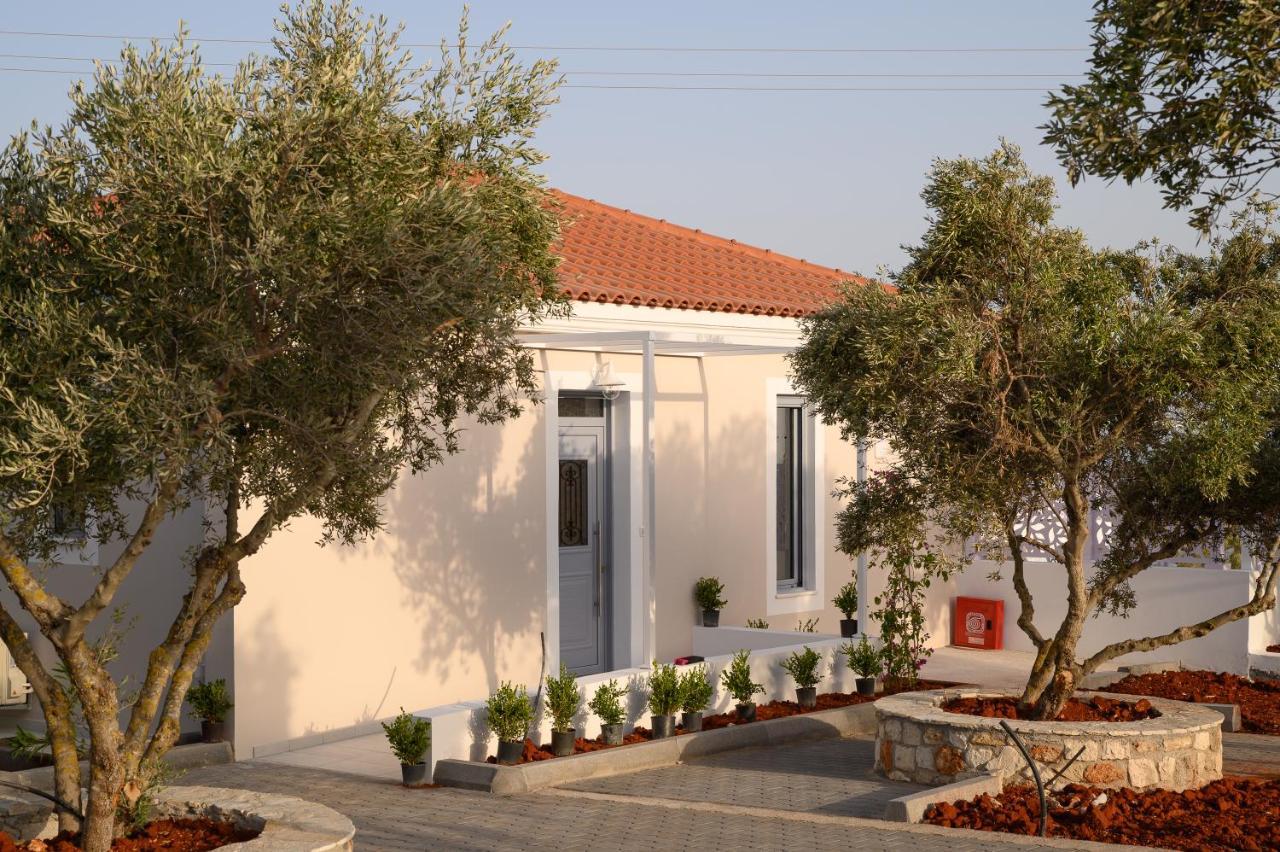 Dionisos Suites Lixouri Zewnętrze zdjęcie