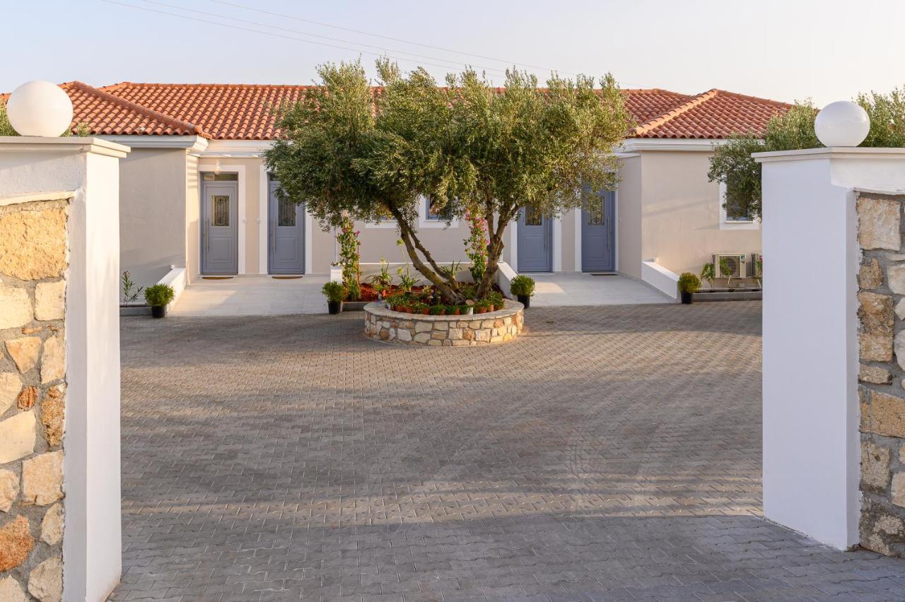 Dionisos Suites Lixouri Zewnętrze zdjęcie