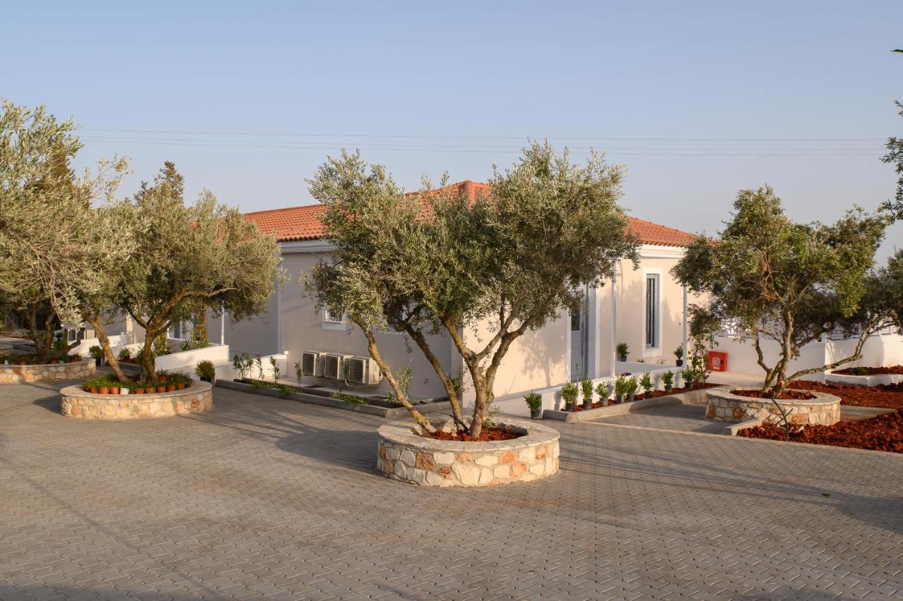 Dionisos Suites Lixouri Zewnętrze zdjęcie